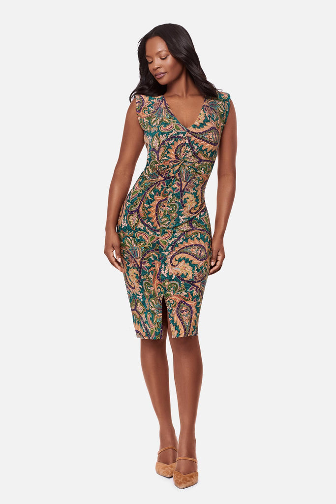 Woman wearing a multicolor paisley printed short sleeve dress